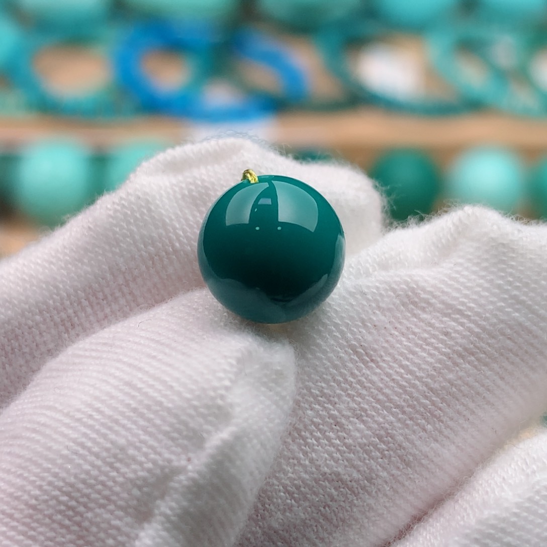 未镶嵌绿松石珠宝奇石