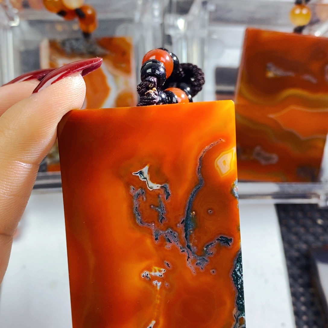 玛瑙/玉髓颈饰未镶嵌爱**乌