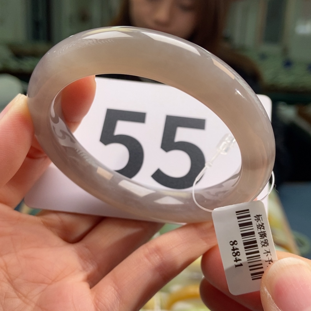 和田玉手镯未镶嵌冰晶