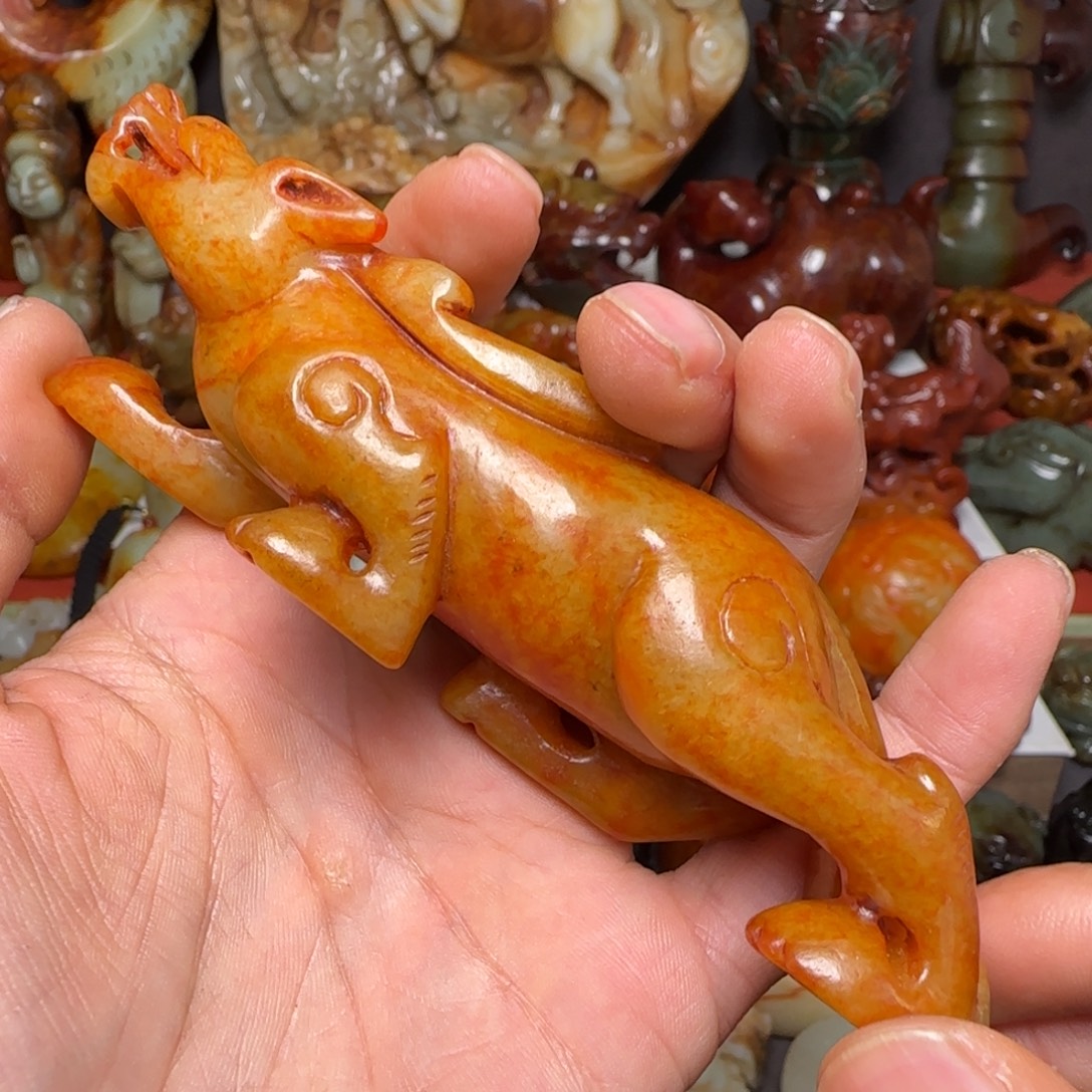 K***总和田玉未镶嵌挂件