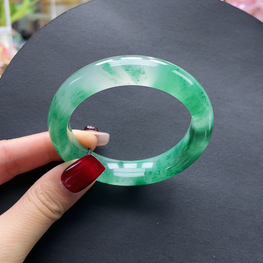 石英质玉未镶嵌手镯54