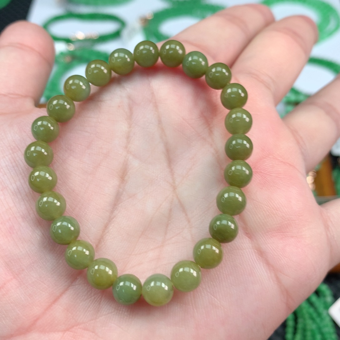 翡翠手链未镶嵌翡翠