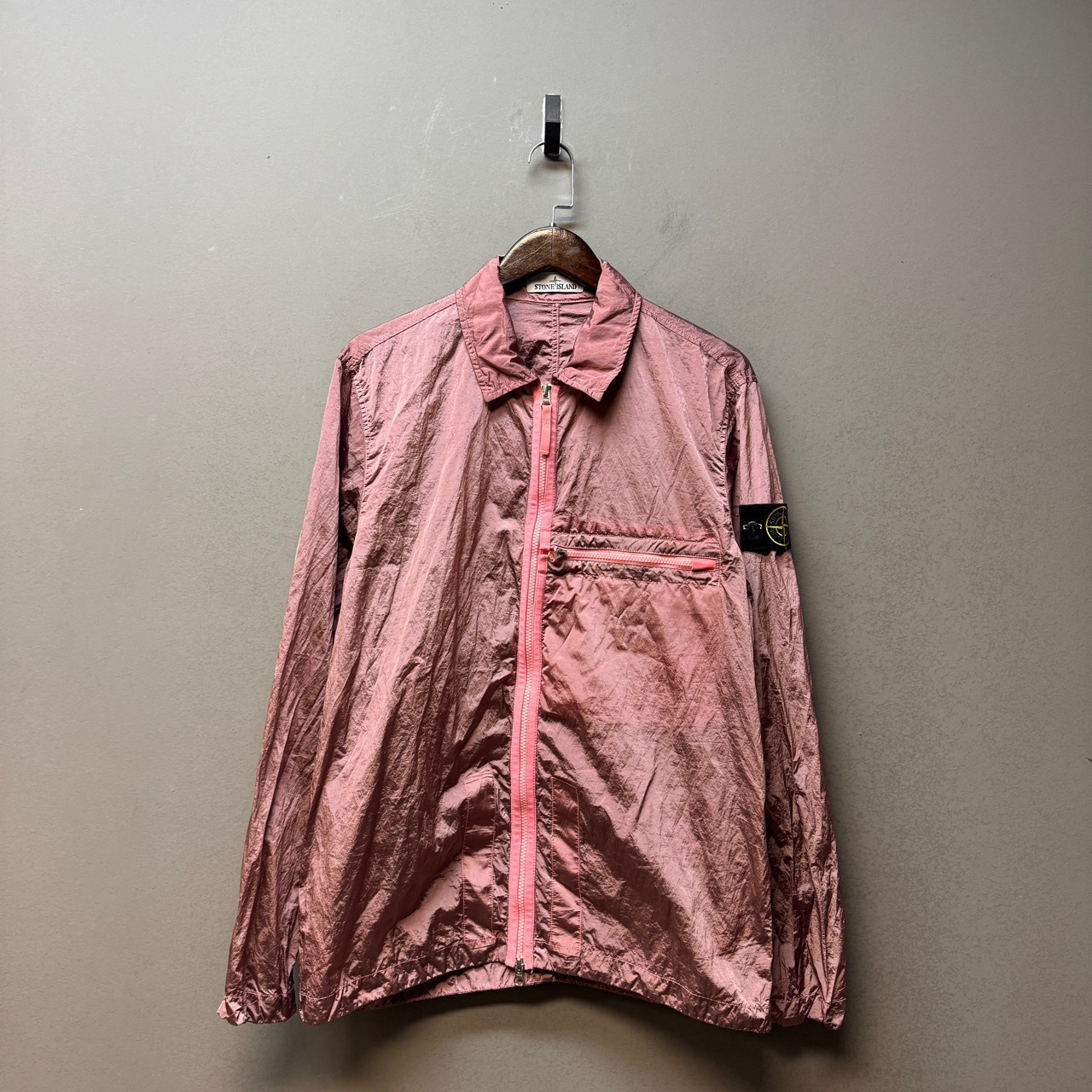 Stone island 石头岛/04612/23ss 粉色金属尼龙外套 无吊牌 L