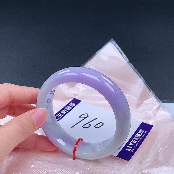 翡翠手镯未镶嵌000638轮胎