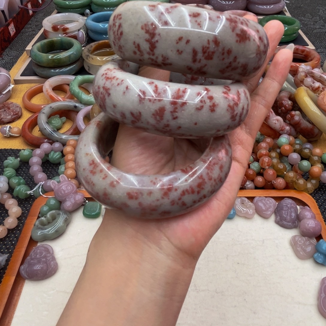 石英质玉未镶嵌圈口56/60