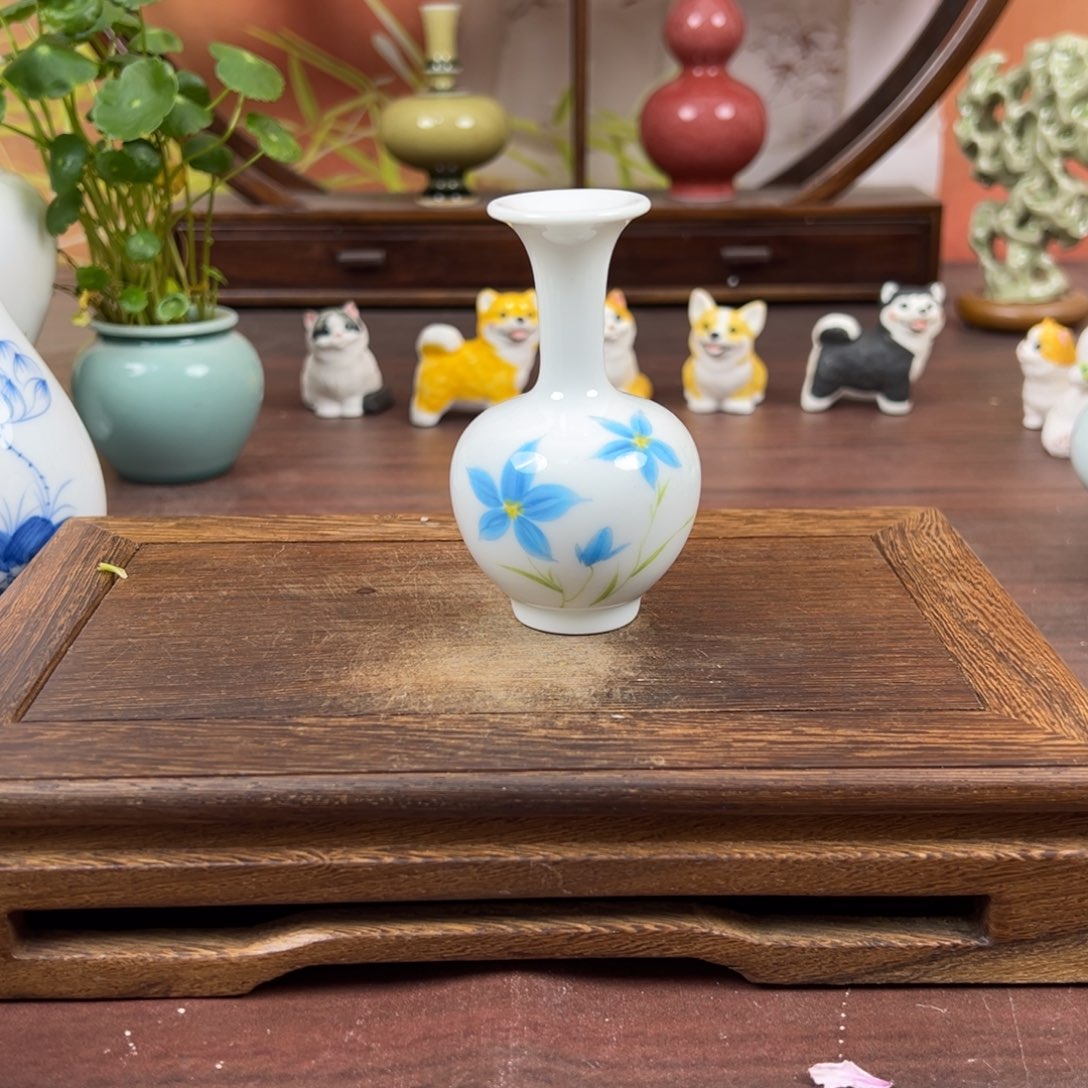 摆件景德镇瓷器艺术研究发展