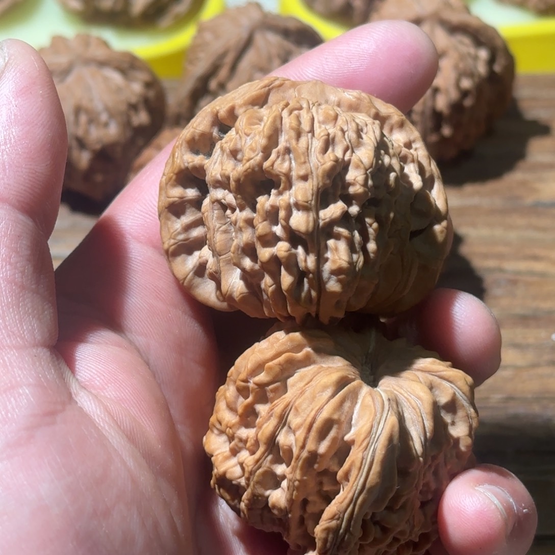 吊坠猴头核桃四座楼