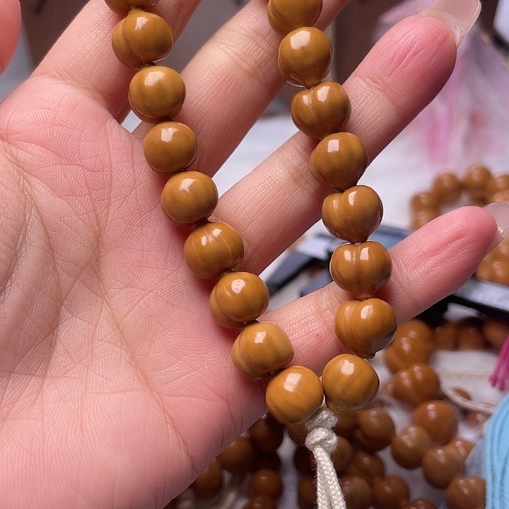 *****吊坠猴头核桃10尺寸柯基屁桃