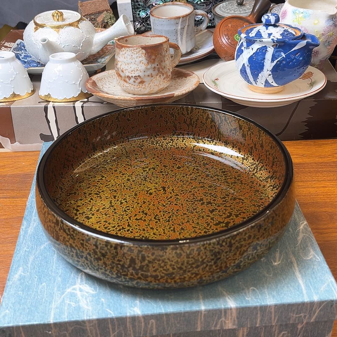 盖碗我在等他来呢在那上班