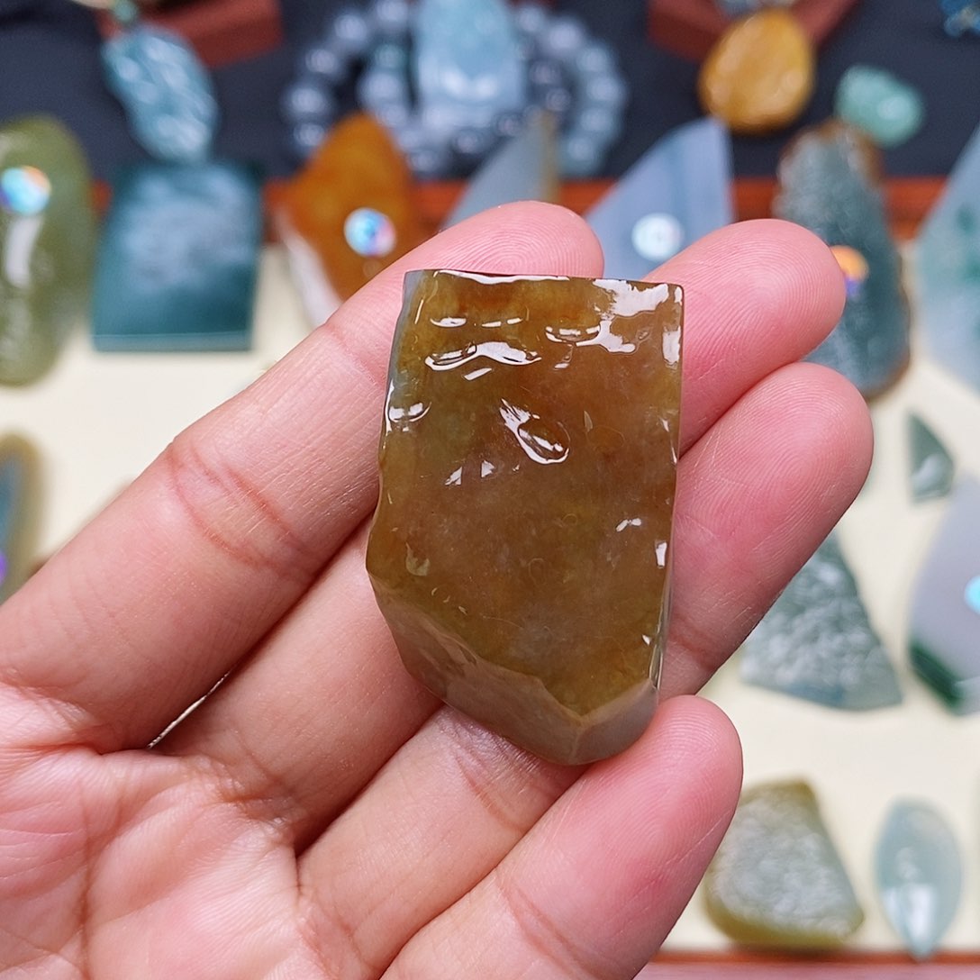 颈饰未镶嵌翡翠翡翠