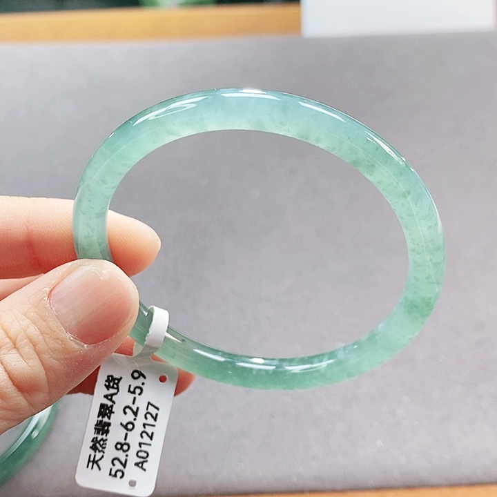 【闪购商品】翡翠手镯（圆镯）未镶嵌