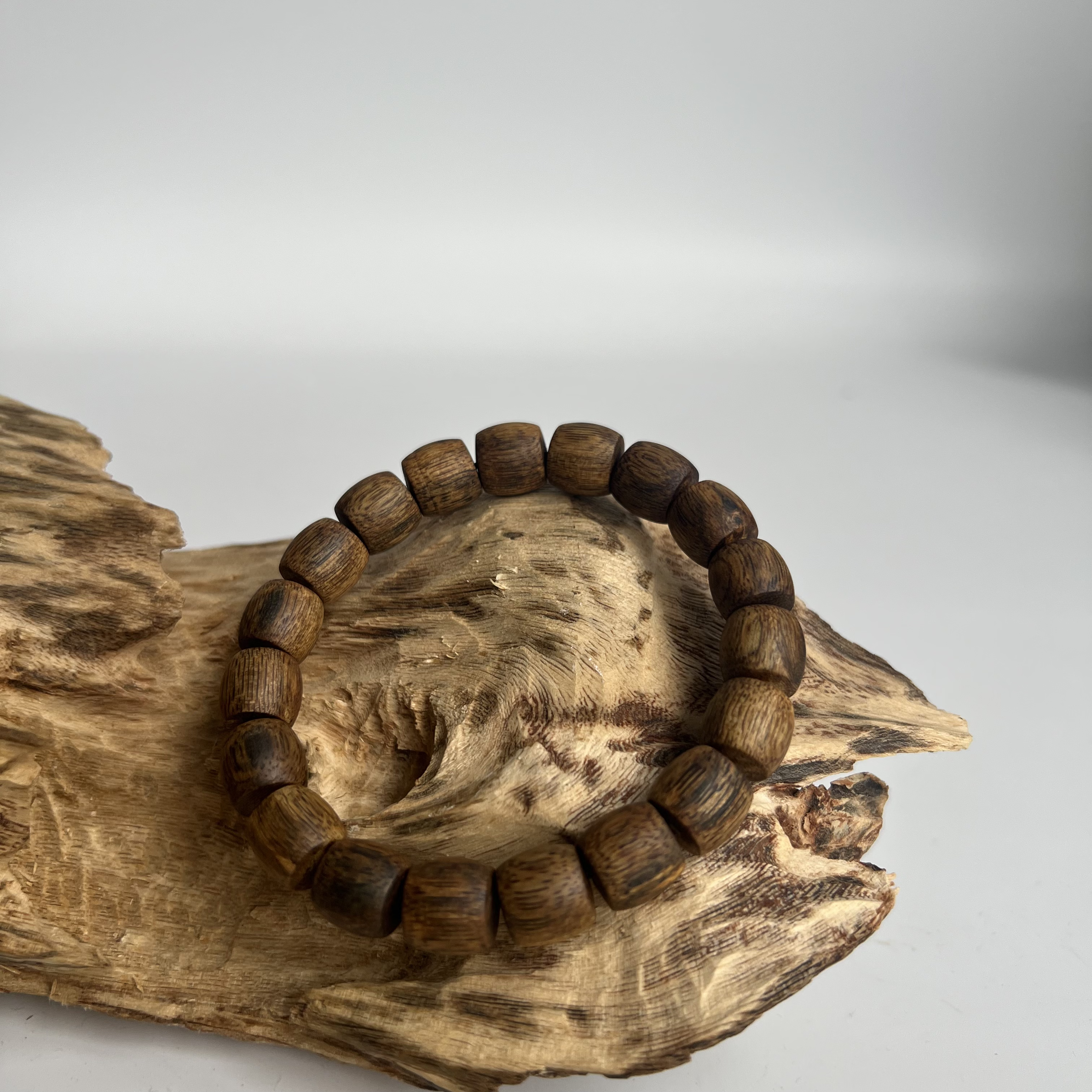 沉香【老香厂】YB56红土棋鼓珠单圈（多样性发一）