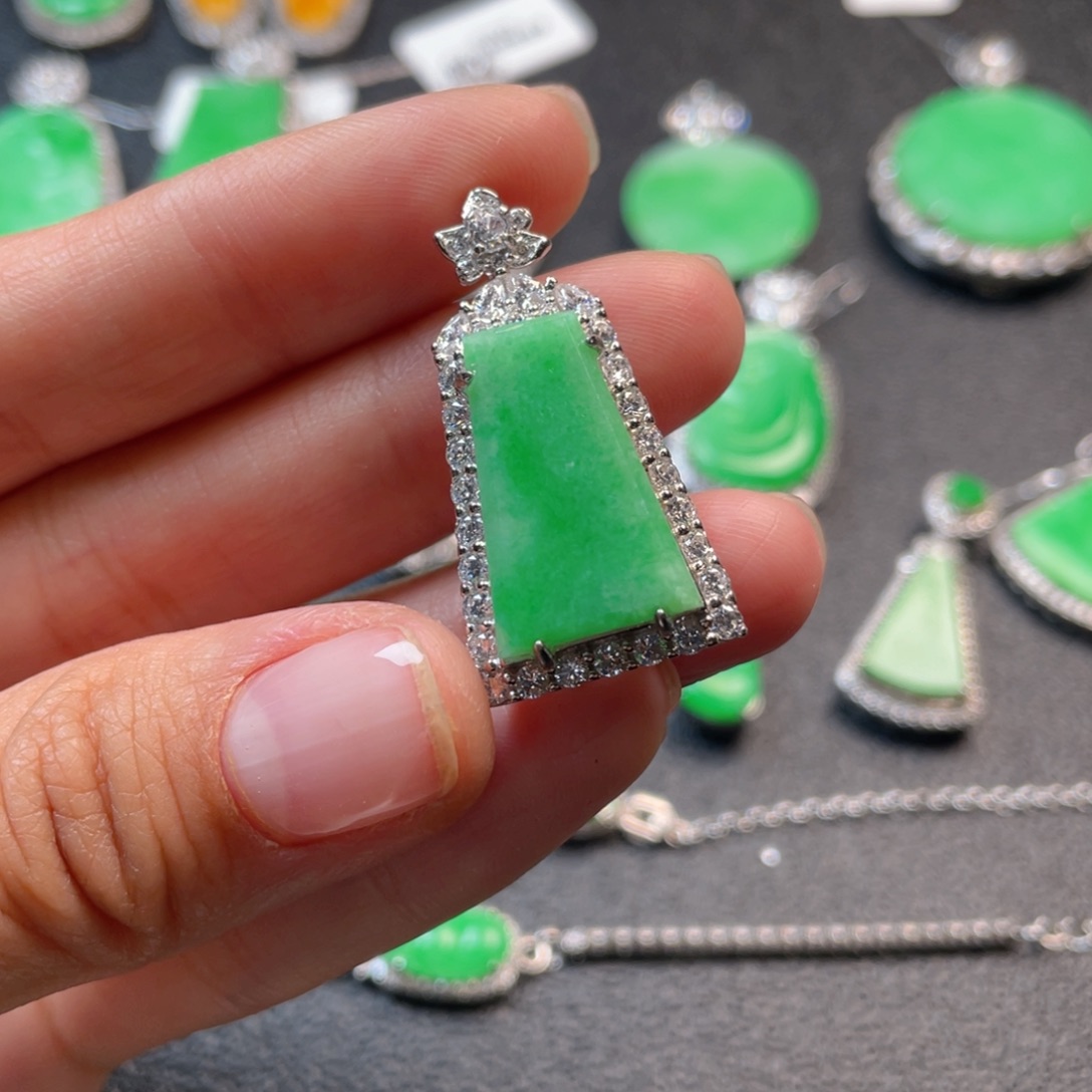 翡翠吊坠(不含链)银S925镶嵌