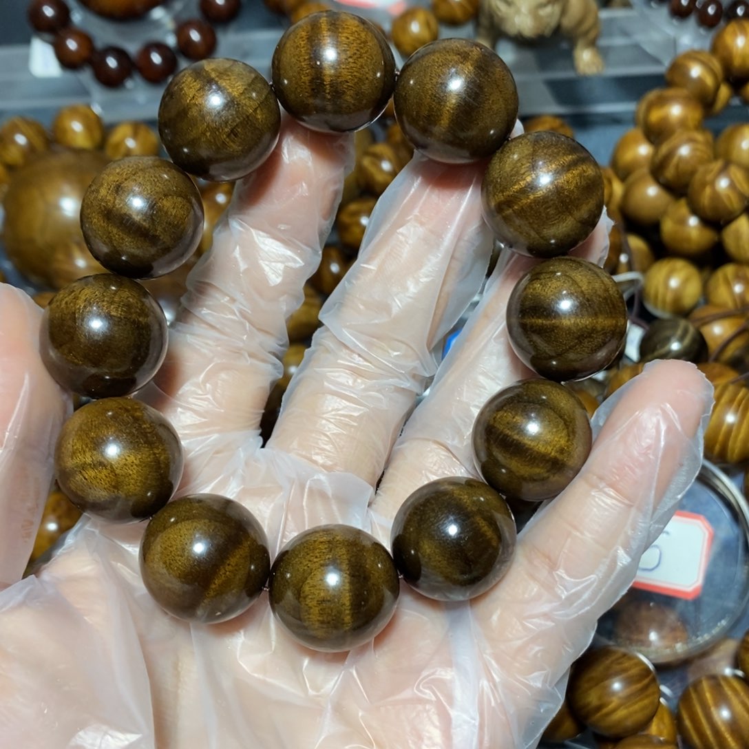 金丝楠木雕工艺品20