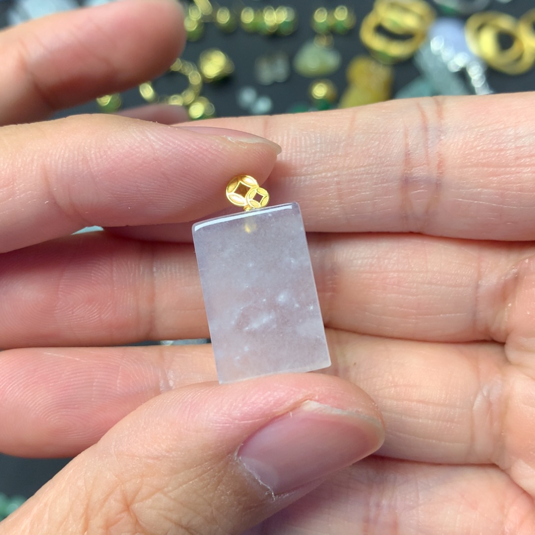 翡翠吊坠(不含链)18K金镶嵌