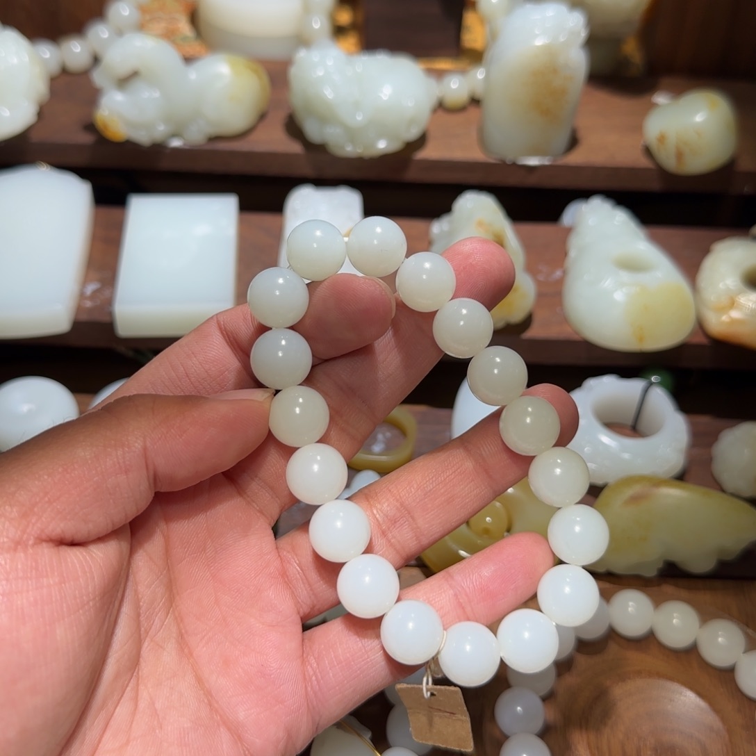 和田玉未镶嵌手链