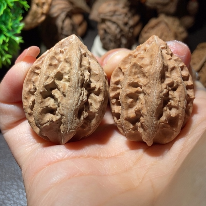 把件文玩核桃东北楸子小雪53