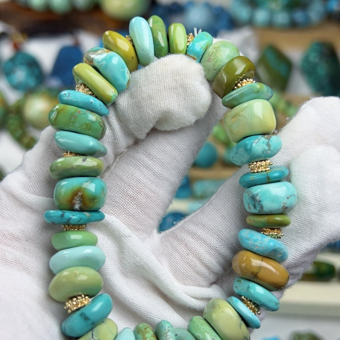 未镶嵌绿松石珠宝奇石