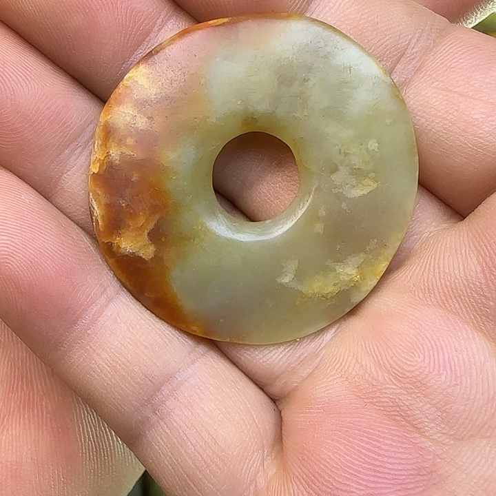 ල***࿐和田玉未镶嵌颈饰