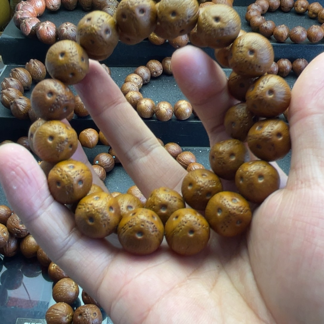 小***哥紫金鼠手串16尺寸巴西土拨鼠2条