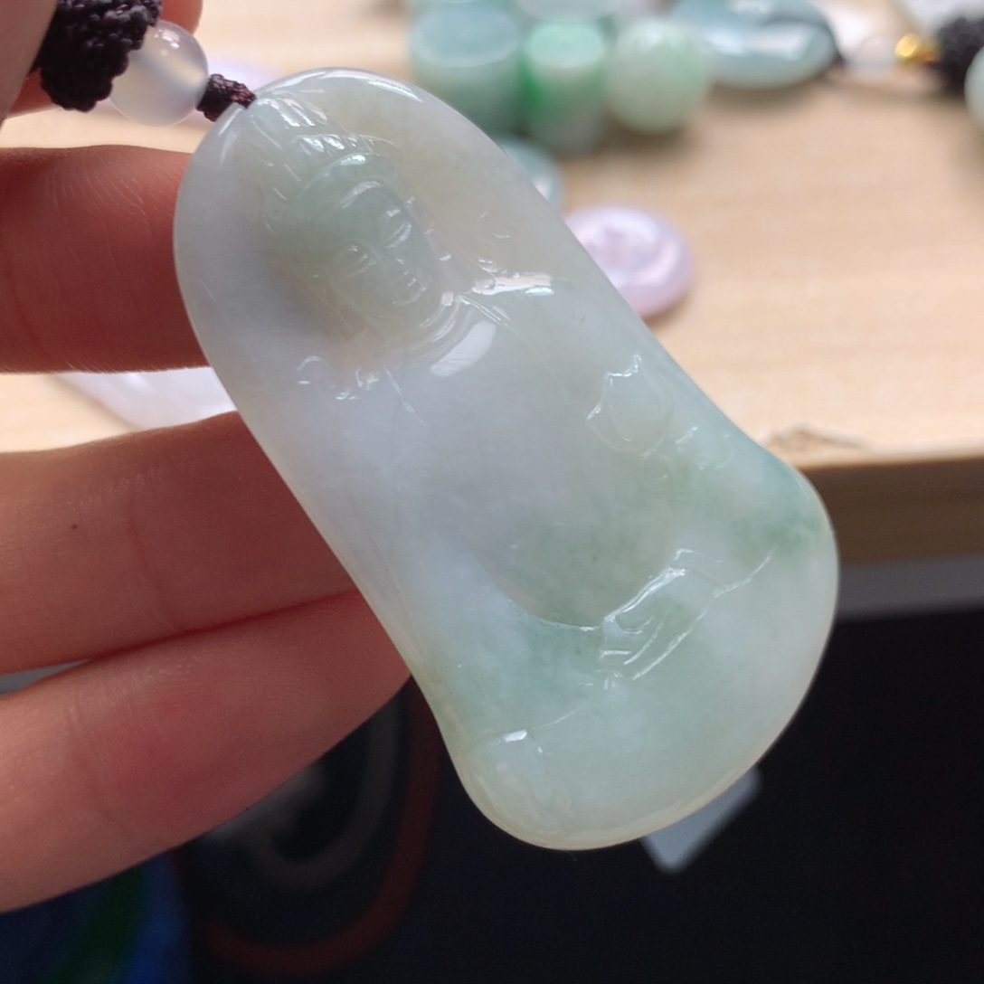 颈饰未镶嵌翡翠吊坠