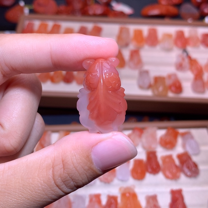 *****南红玛瑙未镶嵌珠宝半成品金鱼