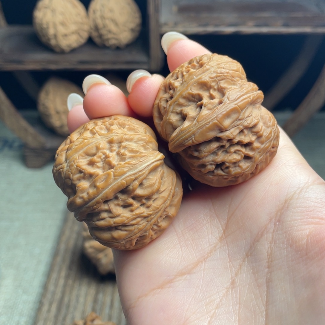 Y***吊坠文玩核桃元宝41 全品白茬