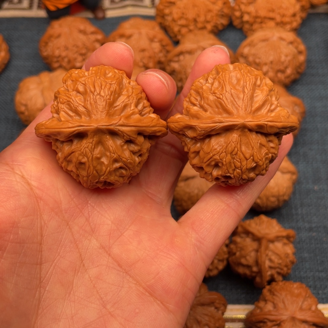 文玩核桃把件43全品毕业肉宫灯