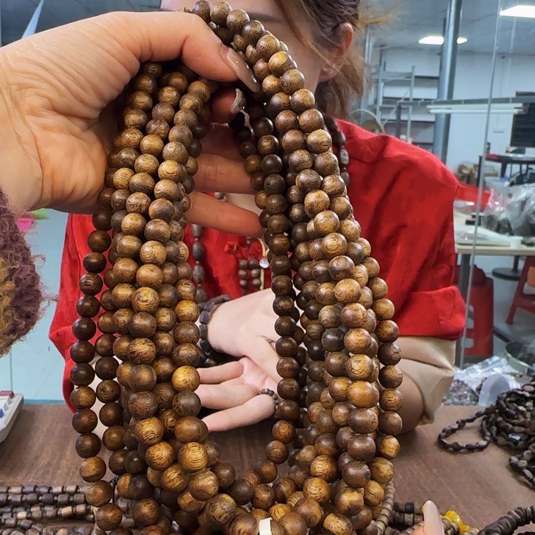 沉香手串多样性发货1条海南白棋99822