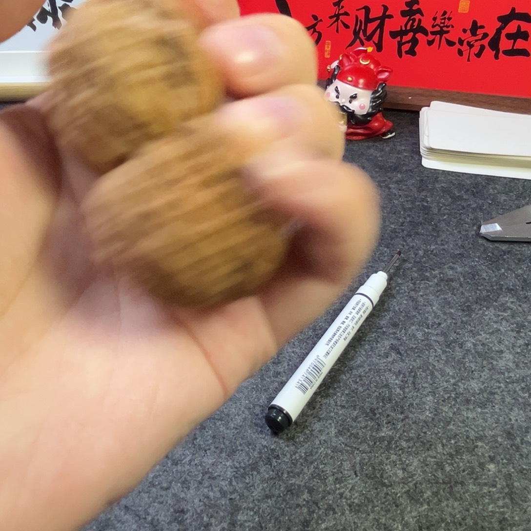 文玩核桃把件白狮子