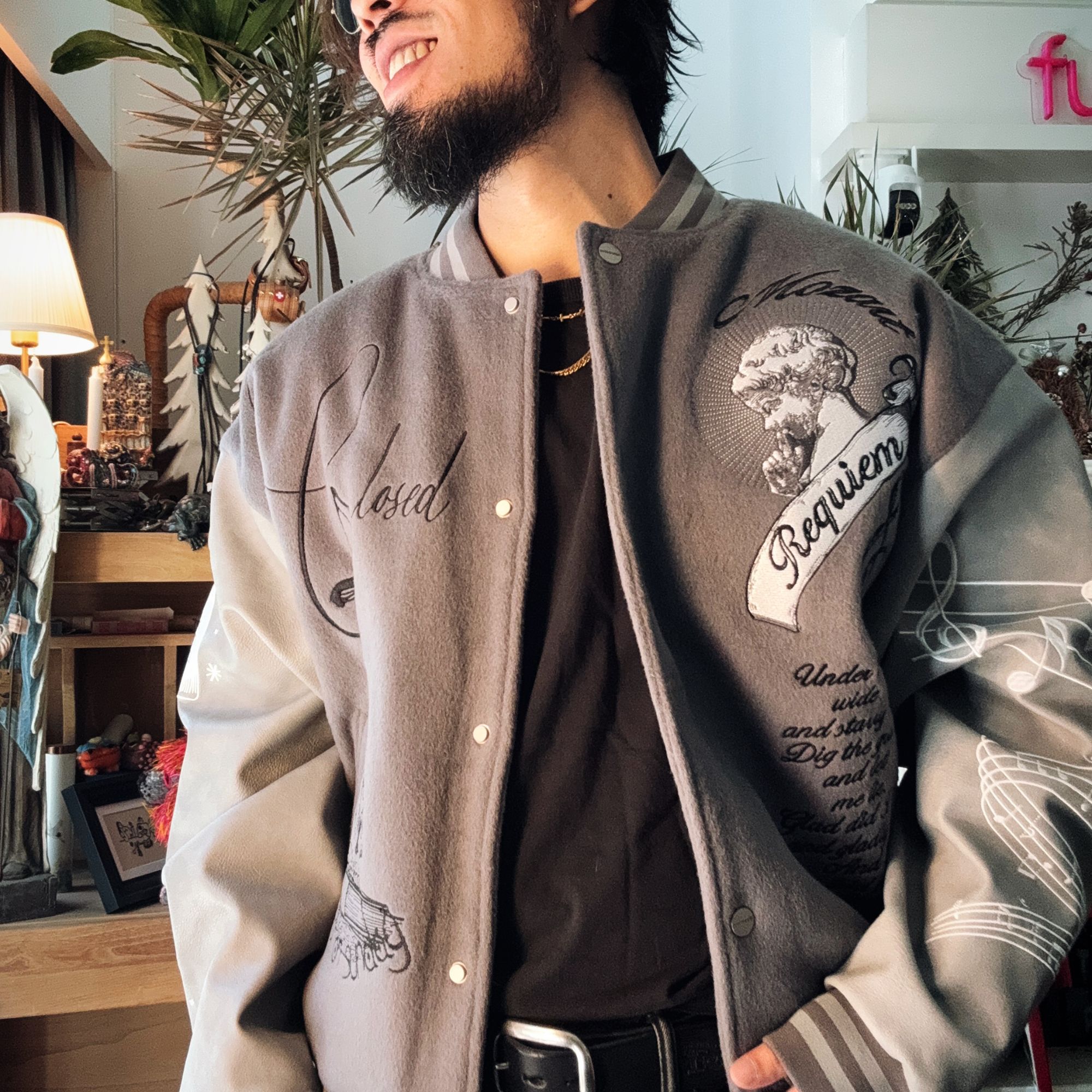 关闭周日安魂曲限量版棒球服时尚国潮秋冬重工刺绣男生衣服高级感