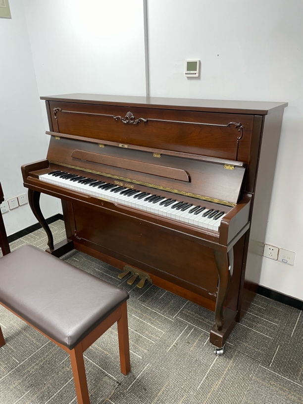 英昌钢琴118型号 家用考级钢琴