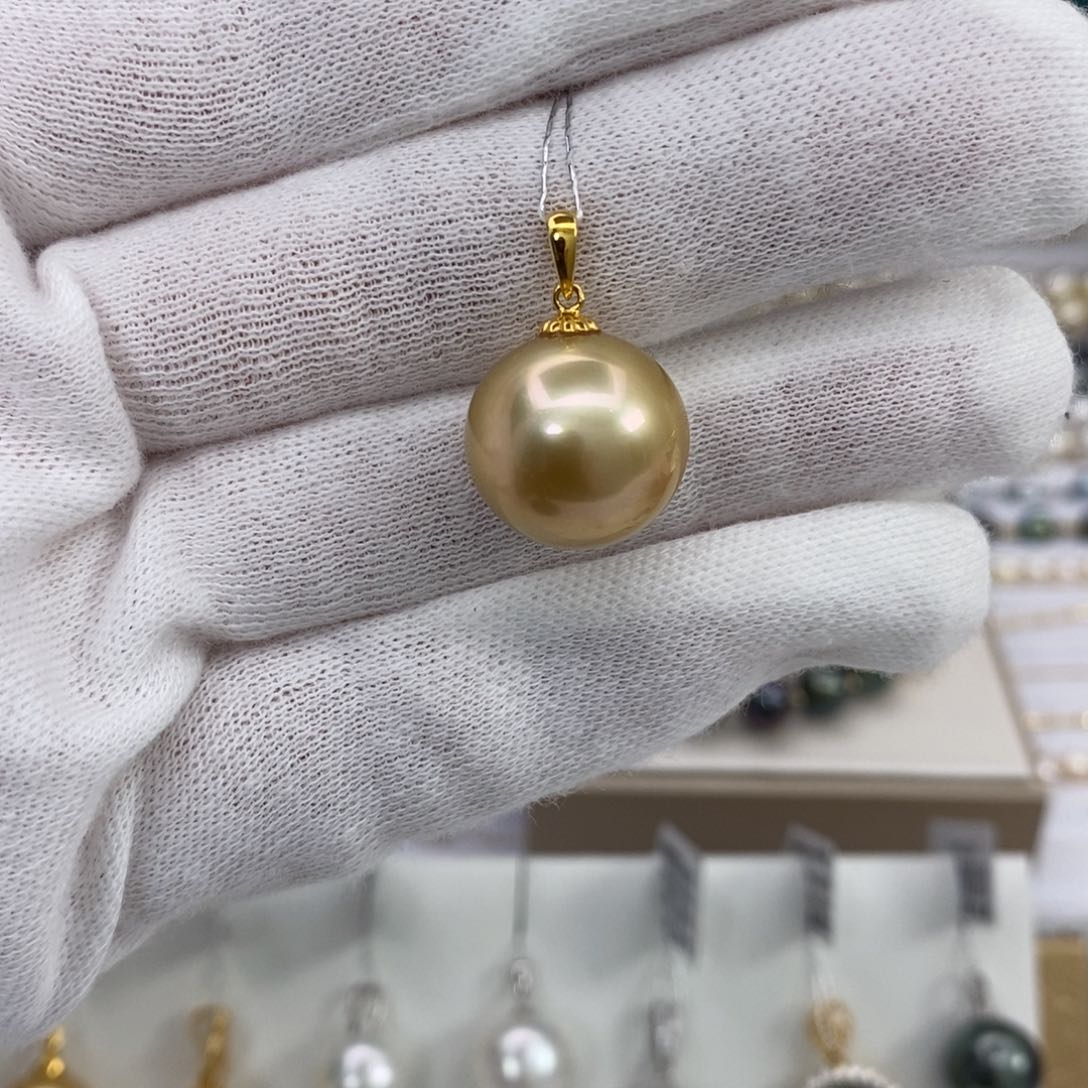 海水珍珠颈饰18K金镶嵌15-16m m