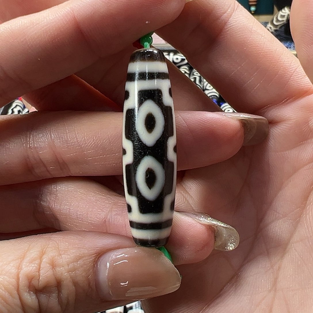 玛瑙/玉髓未镶嵌珠宝半成品聚缘帝王四