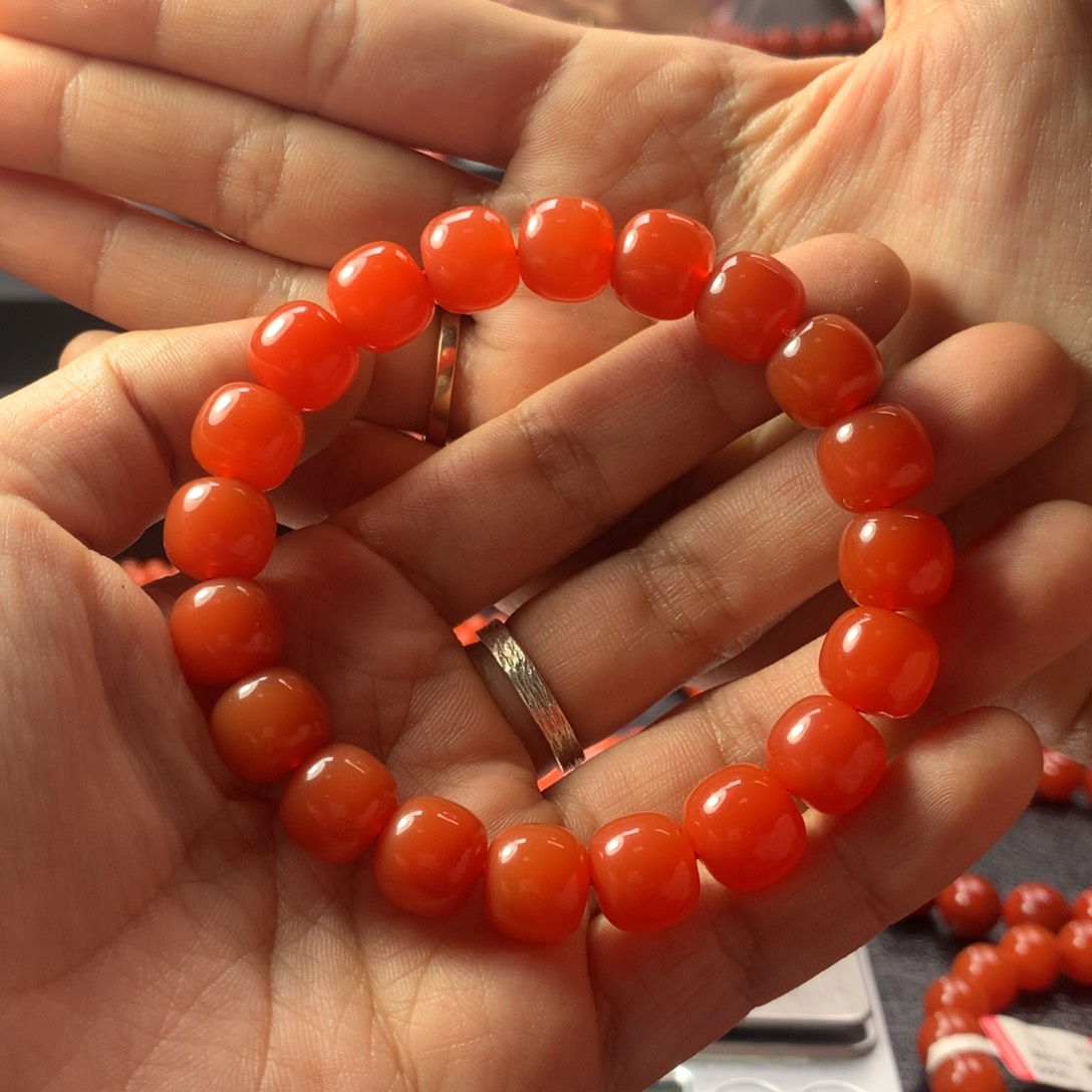 未镶嵌定制南红玛瑙观*_