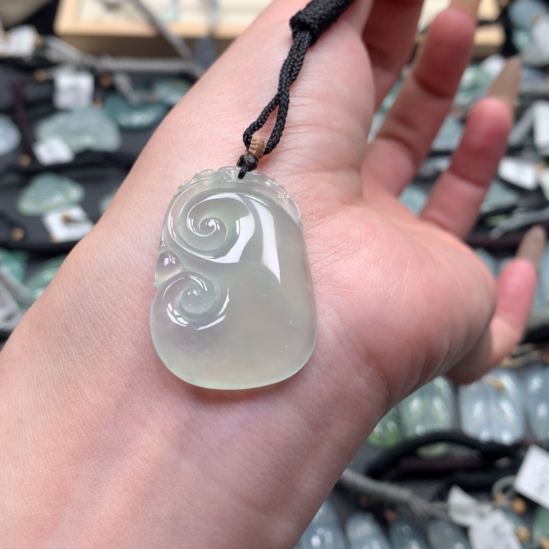 翡翠颈饰未镶嵌09000000000