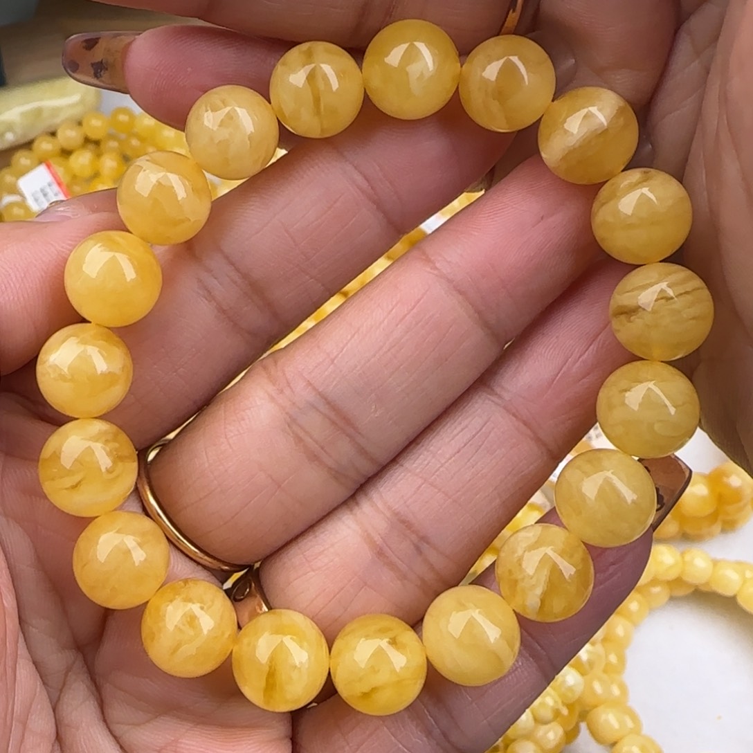 蜜蜡手链未镶嵌鸡油黄圆珠手串