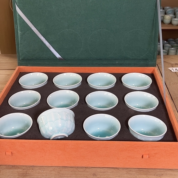 龙泉云间青瓷小米茶器