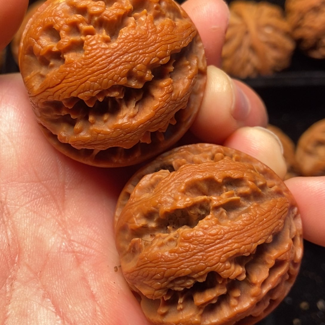 文玩核桃吊坠秦岭山脉核桃