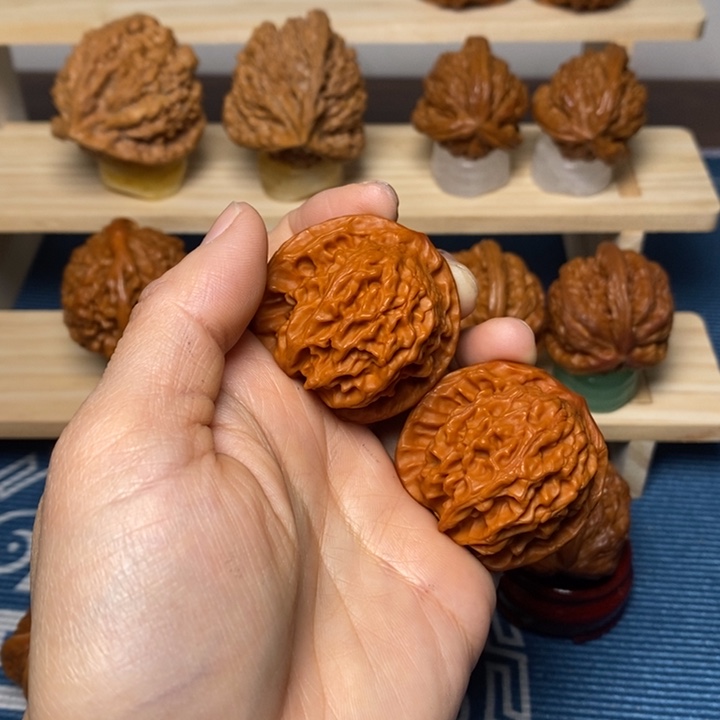 仔***-把件文玩核桃盘山