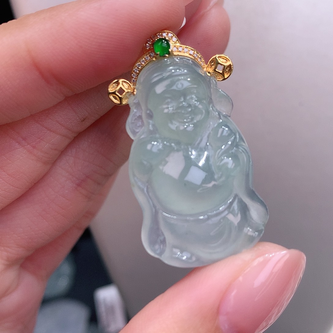 颈饰18K金镶嵌翡翠冰胶薄荷绿财爷