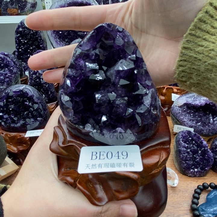 紫晶大型摆件（非配饰）未镶嵌