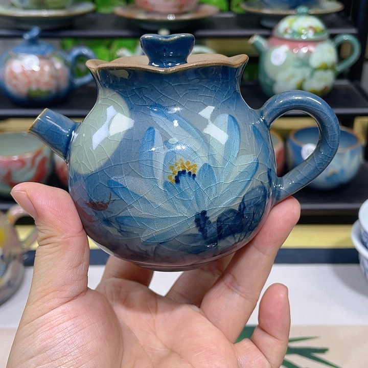 景德镇陶瓷艺术博物有限公司是