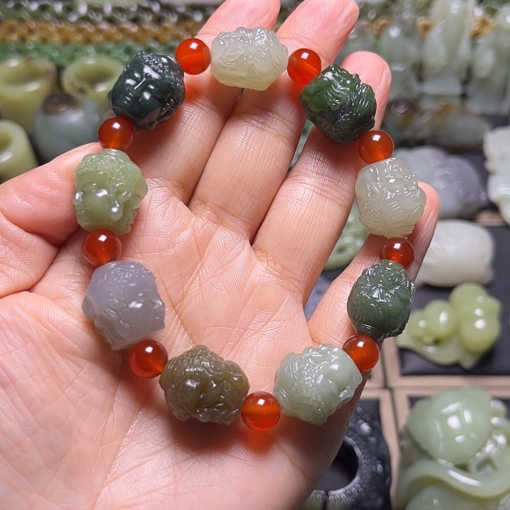 和田玉未镶嵌挂件