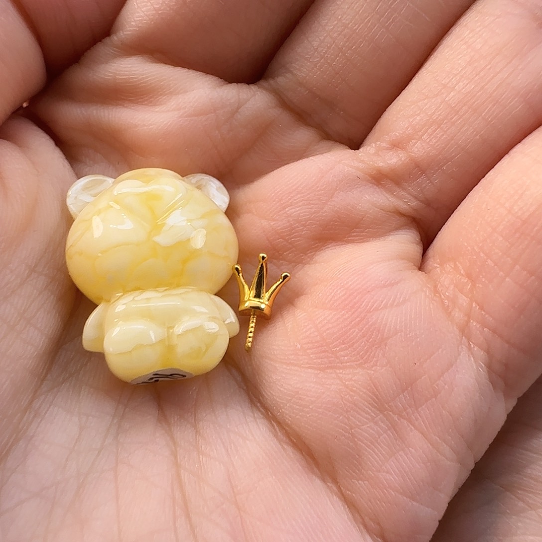 琥珀珠宝奇石未镶嵌达*