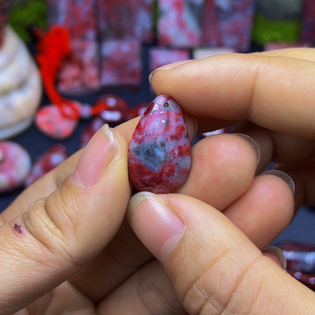 天然辰砂朱砂吊坠