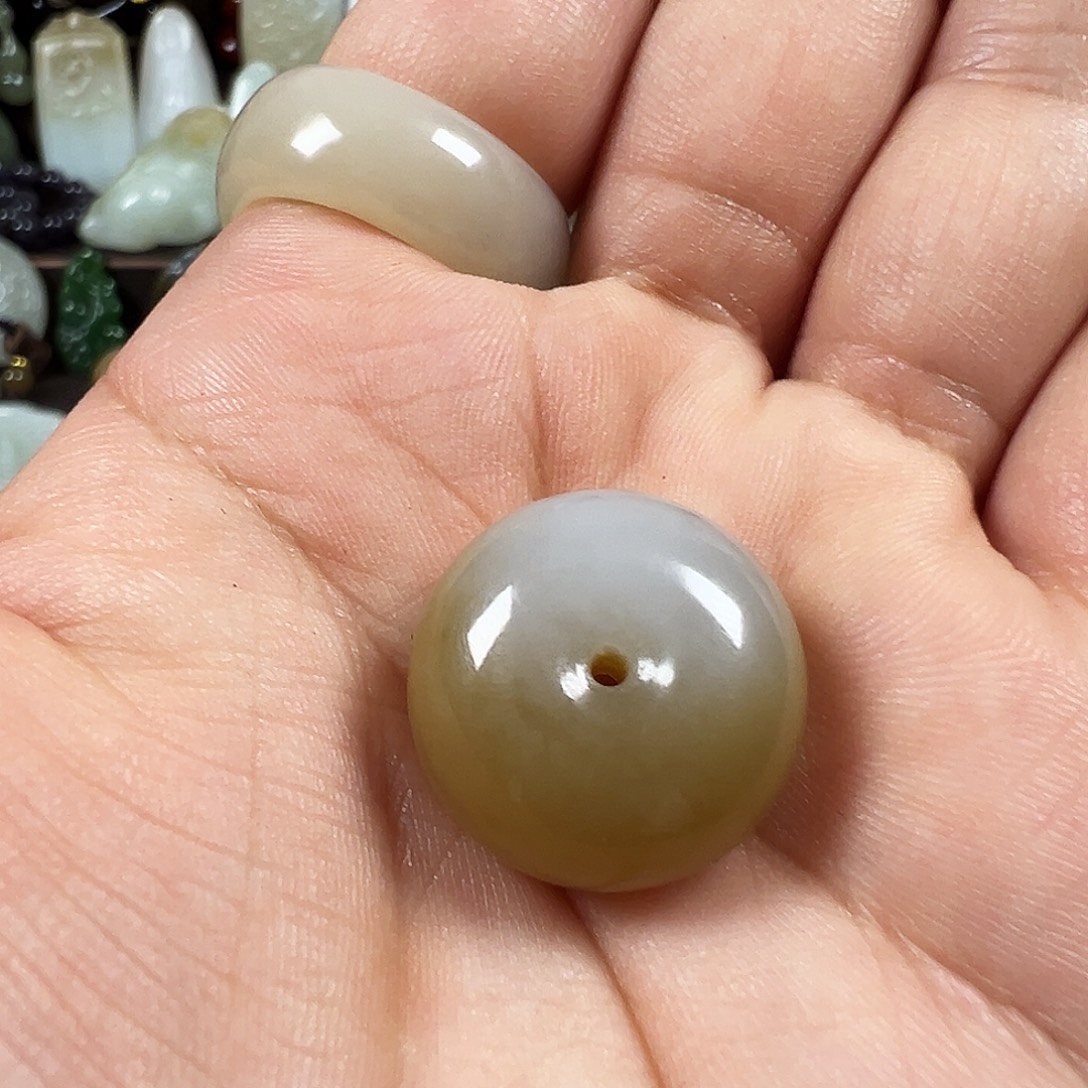 和田玉未镶嵌吊坠(不含链)