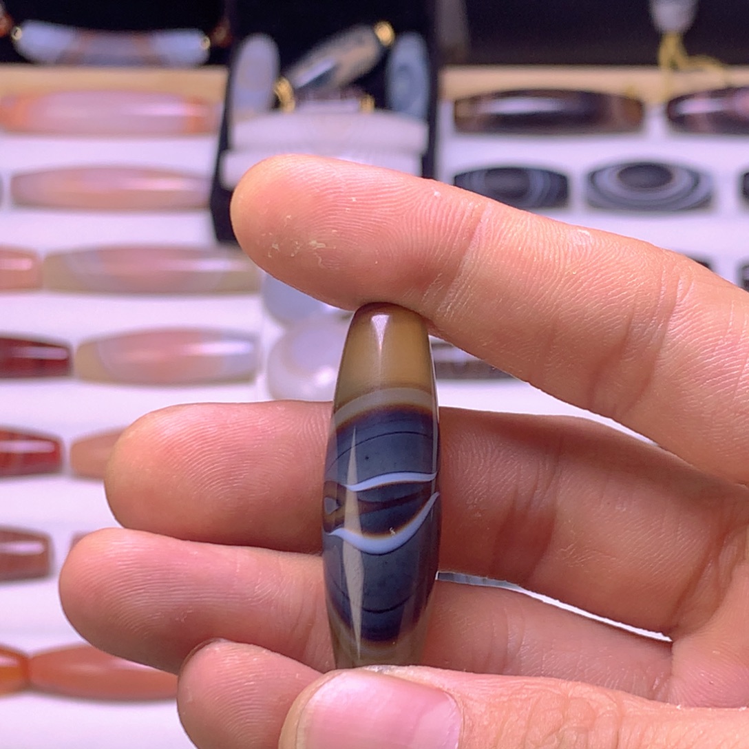 大***鱼玛瑙/玉髓未镶嵌颈饰