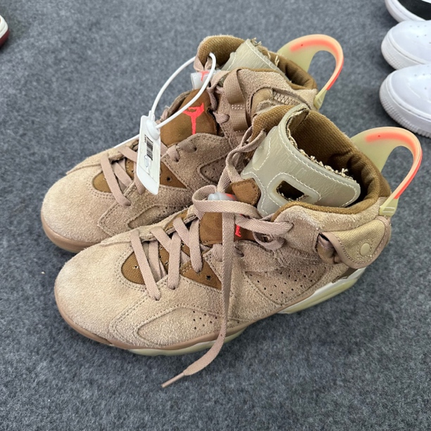 90新 AIR JORDAN AJ6ts卡其 40.5码