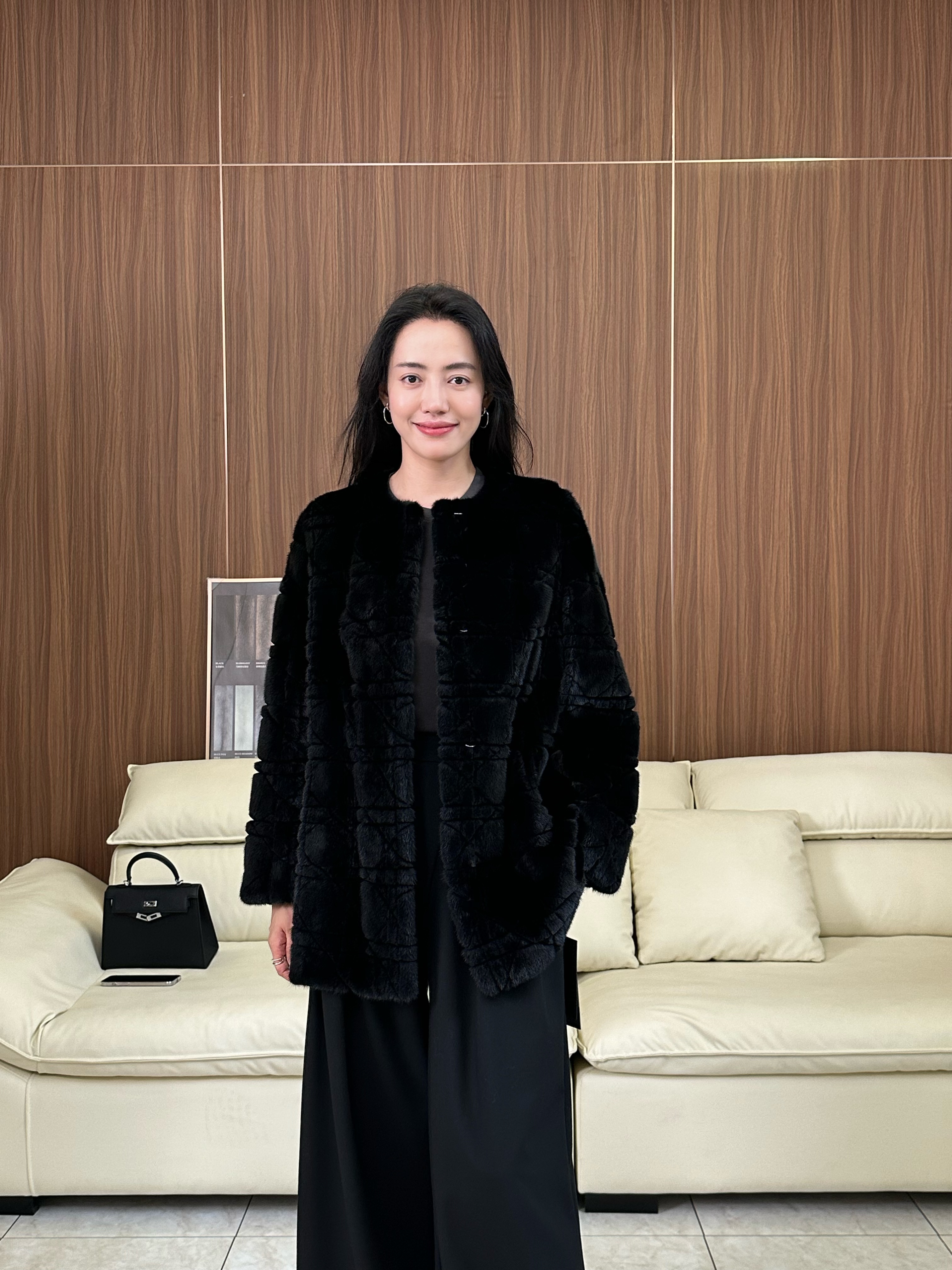 【珍妮皮草】进口皮草外套毛天鹅绒紫金级短二小母貂秋冬休闲女士